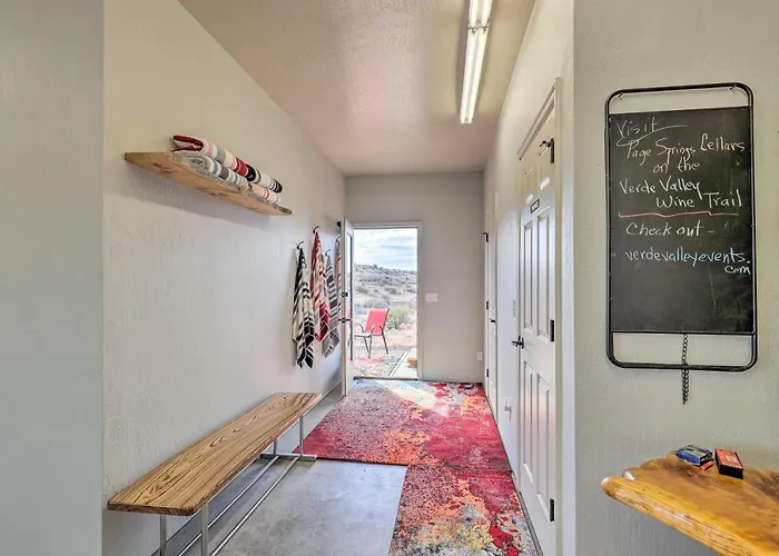 Hot Tub & View: Wine Country Retreat In * Cornville